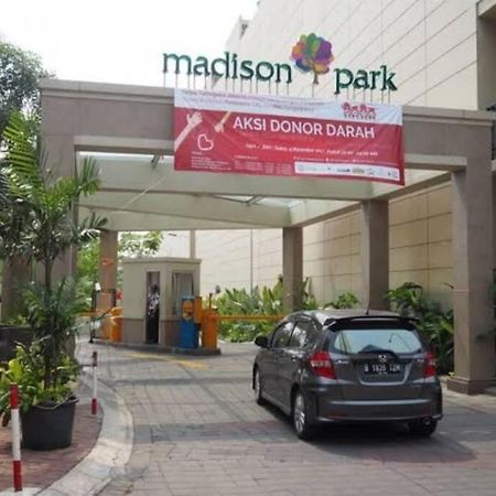1 Bedroom Apartment Near Central Park Mall Τζακάρτα Εξωτερικό φωτογραφία